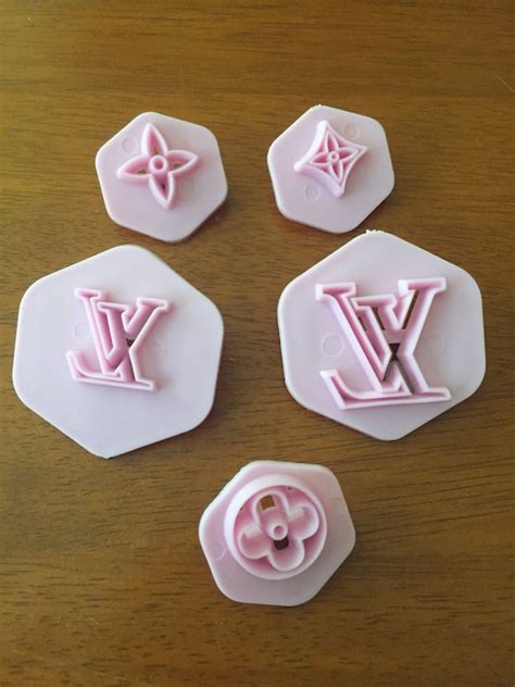 Amazon.com: Louis Vuitton Molds For Fondant.